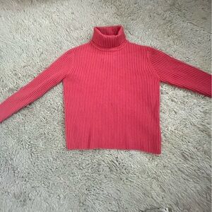 SOLD - Neiman Marcus cashmere turtleneck magenta size XS